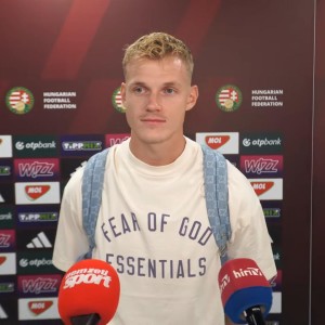 开云服务-匈牙利门将谈扑出C罗射门：我当时运气不错，站的位置比较好