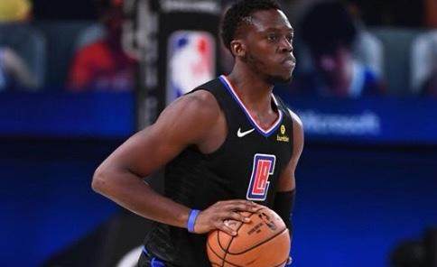 1641703844704034174.jpg IMG_2637.jpg